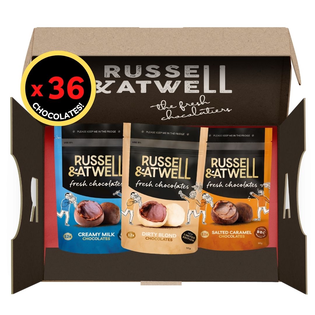 Festive Blond Monty Fresh Chocolate 3 - Pack - Russell and Atwell